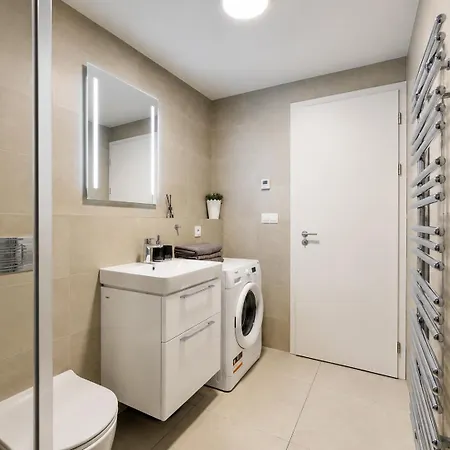 아파트 Lovely Apartment, Free Parking 1,55 Hight