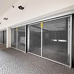 شقة Lovely Apartment, Free Parking 1,55 Hight براغ
