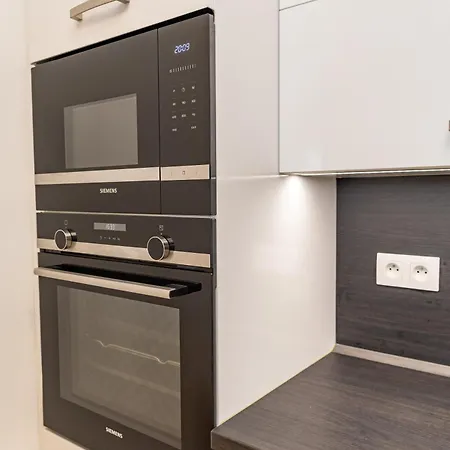 Lovely Apartment, Free Parking 1,55 Hight
