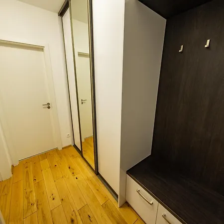Lovely Apartment, Free Parking 1,55 Hight
