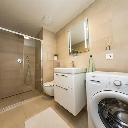 Lovely Apartment, Free Parking 1,55 Hight *