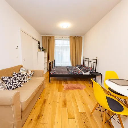 Lovely Apartment, Free Parking 1,55 Hight * Prague