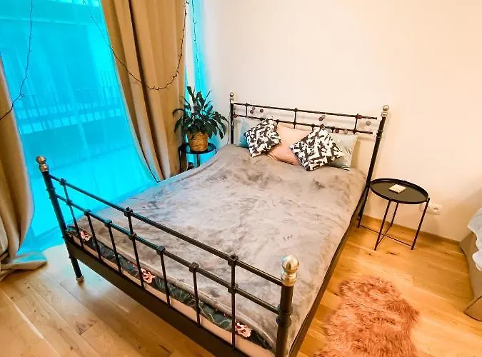 Lovely Apartment, Free Parking 1,55 Hight Daire Prag